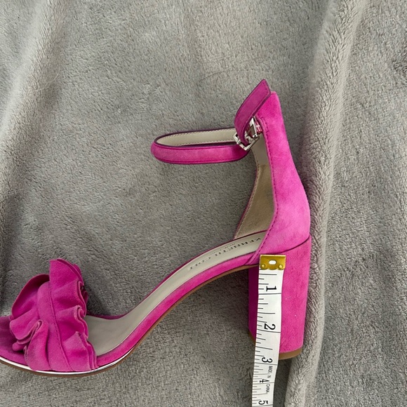 🩷Kenneth Cole Heels - Picture 8 of 8